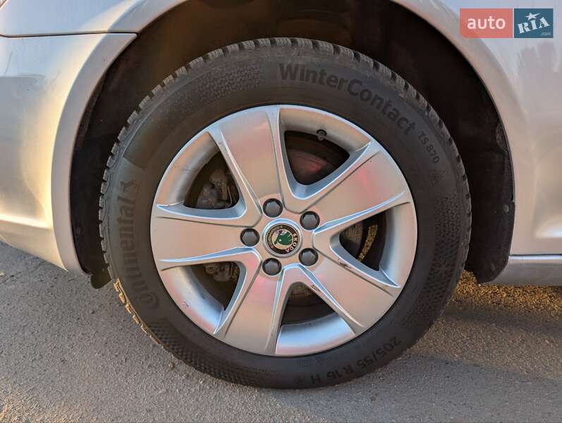 Универсал Skoda Octavia 2010 в Луцке