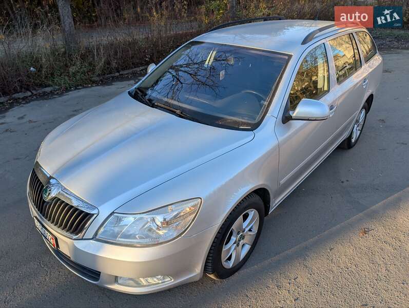 Универсал Skoda Octavia 2010 в Луцке