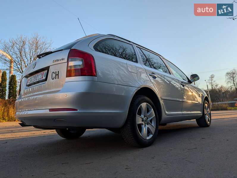 Универсал Skoda Octavia 2010 в Луцке