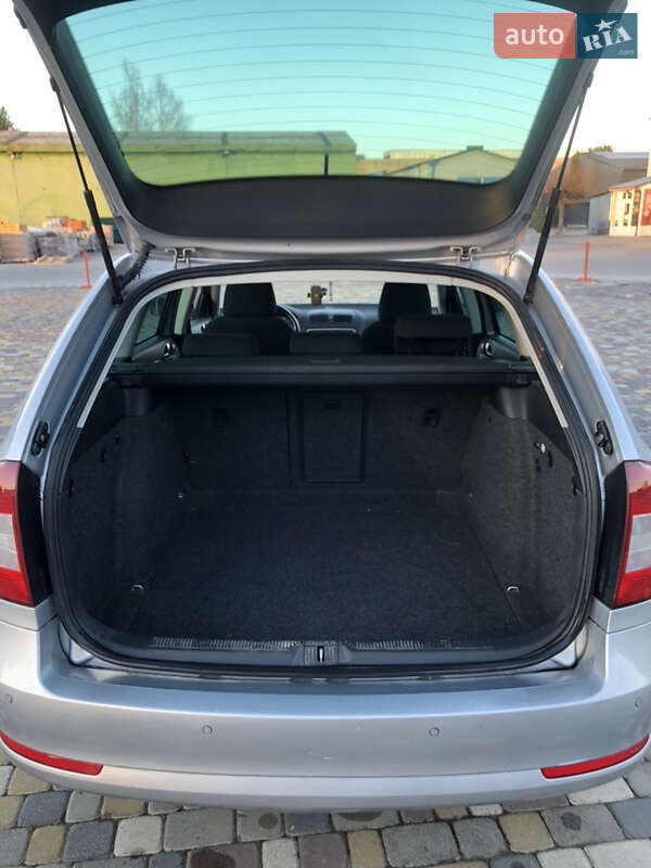 Универсал Skoda Octavia 2012 в Бродах