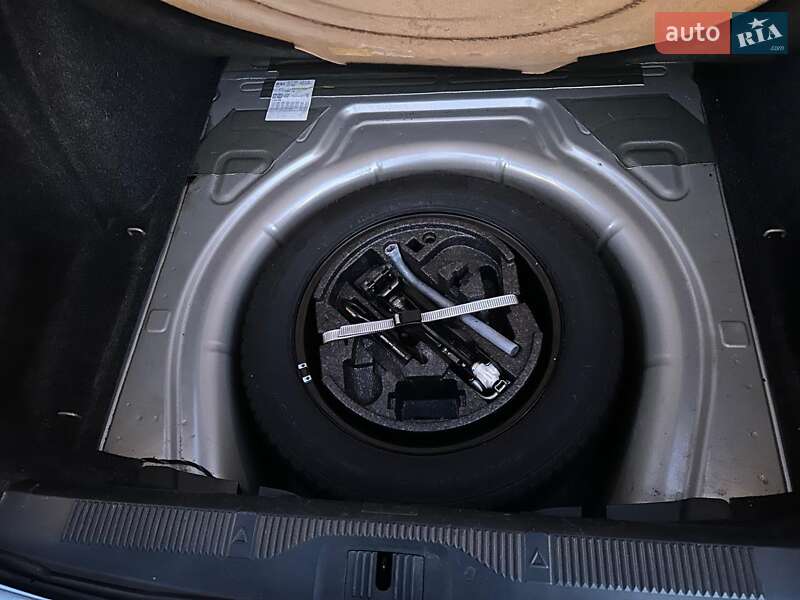 Лифтбек Skoda Octavia 2009 в Житомире