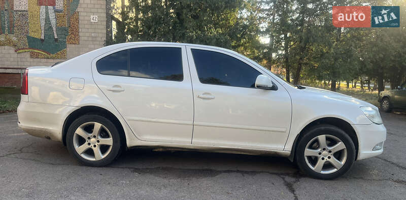 Лифтбек Skoda Octavia 2012 в Нежине фото 2 Лифтбек Skoda Octavia 2012 в Нежине