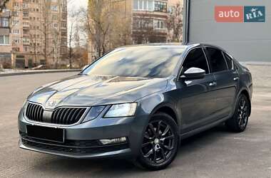 Лифтбек Skoda Octavia 2017 в Кривом Роге