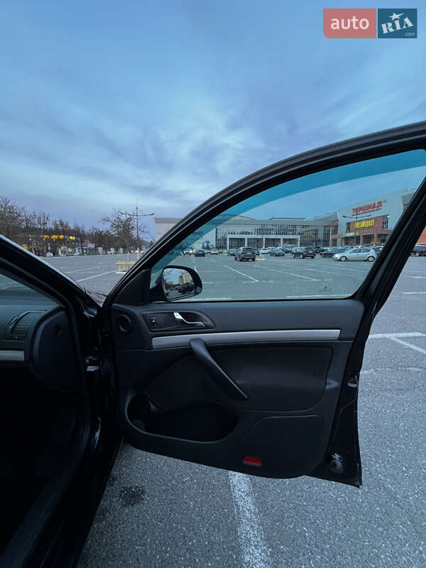 Универсал Skoda Octavia 2012 в Киеве