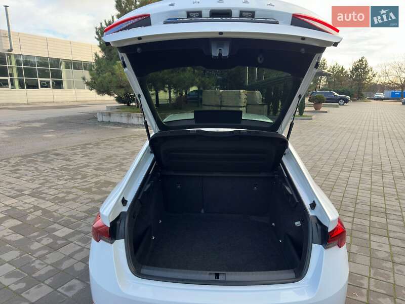 Лифтбек Skoda Octavia 2020 в Кривом Роге