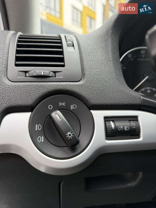 Универсал Skoda Octavia 2010 в Луцке