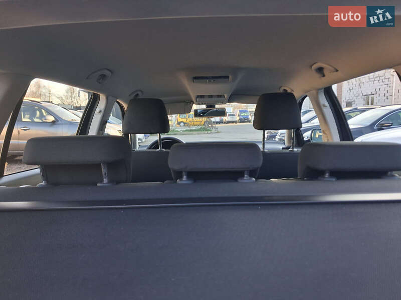 Универсал Skoda Octavia 2012 в Чернигове