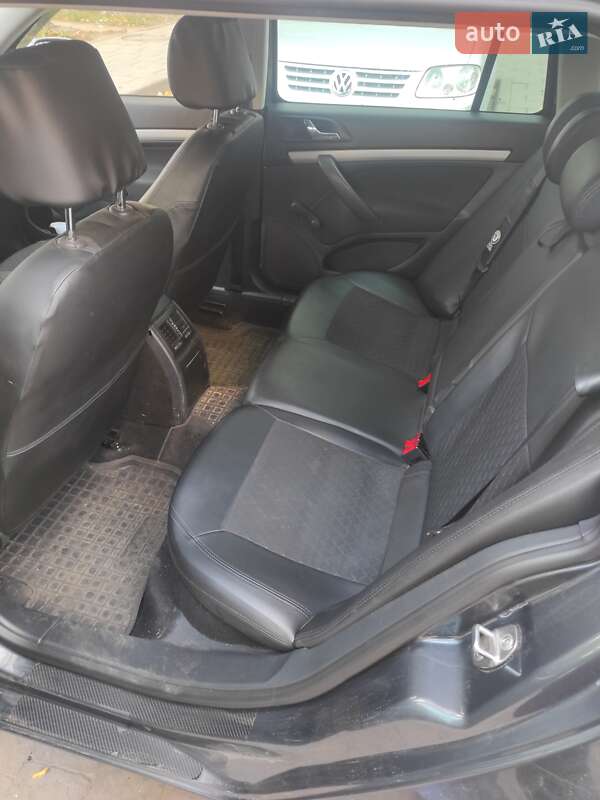 Универсал Skoda Octavia 2012 в Львове