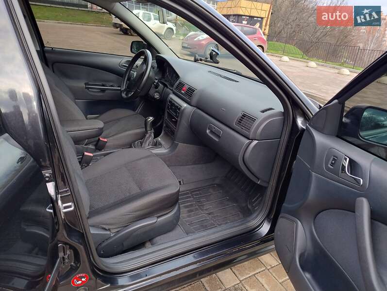 Универсал Skoda Octavia 2003 в Сумах