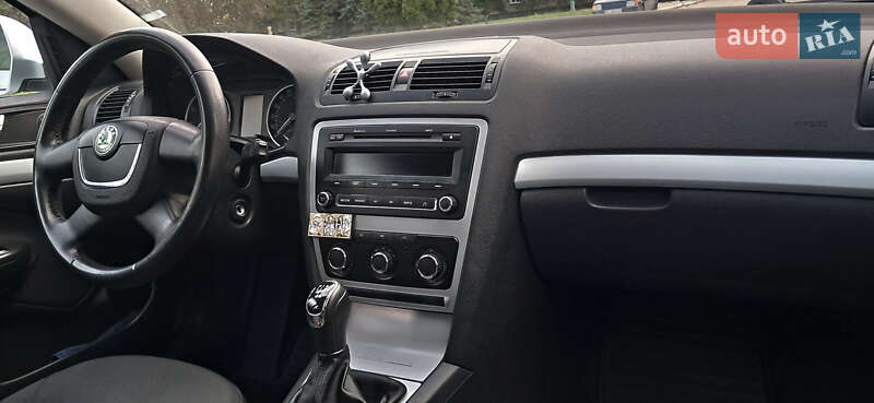 Универсал Skoda Octavia 2010 в Желтых Водах