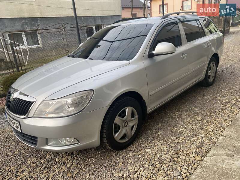 Универсал Skoda Octavia 2010 в Самборе