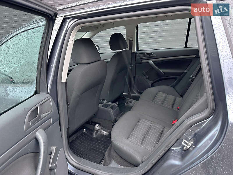 Универсал Skoda Octavia 2012 в Каменском