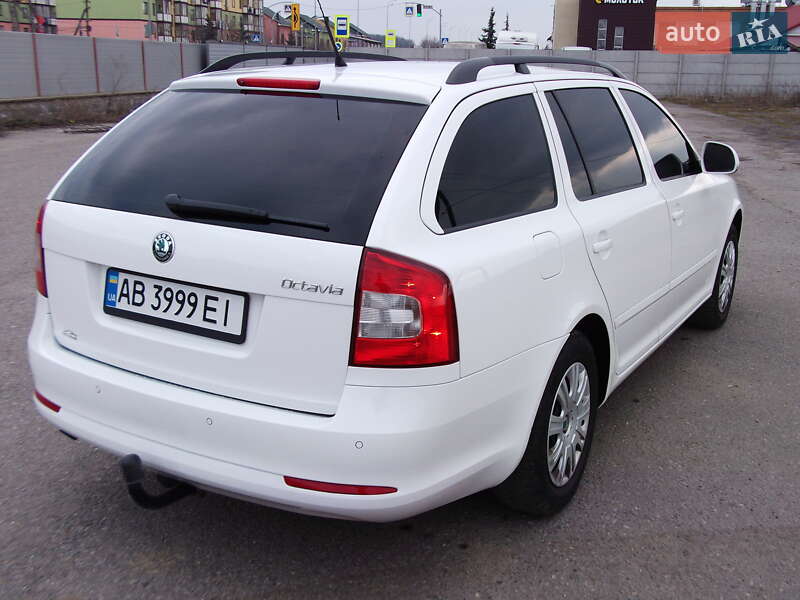 Универсал Skoda Octavia 2010 в Виннице