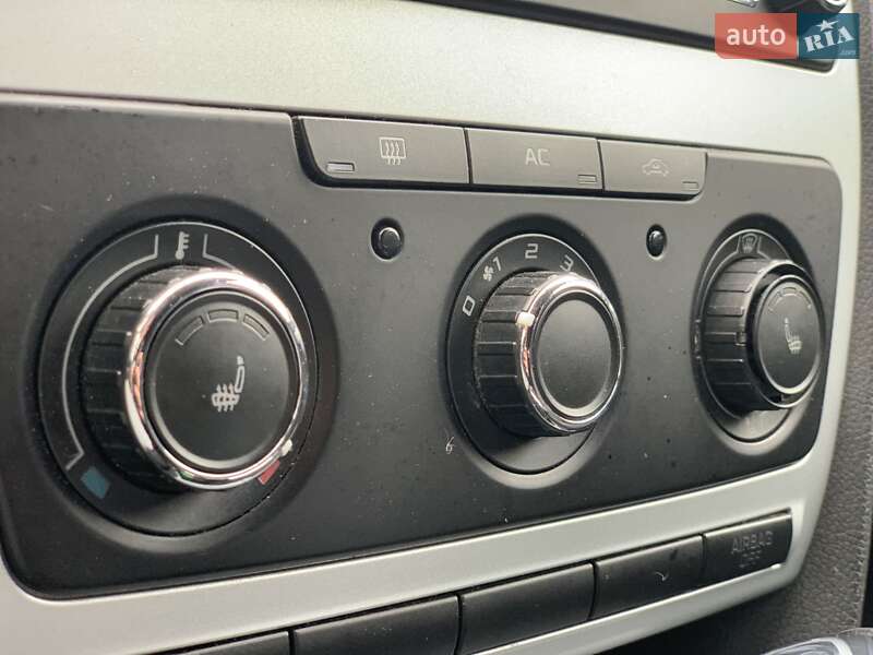 Универсал Skoda Octavia 2011 в Кропивницком фото 9 Универсал Skoda Octavia 2011 в Кропивницком