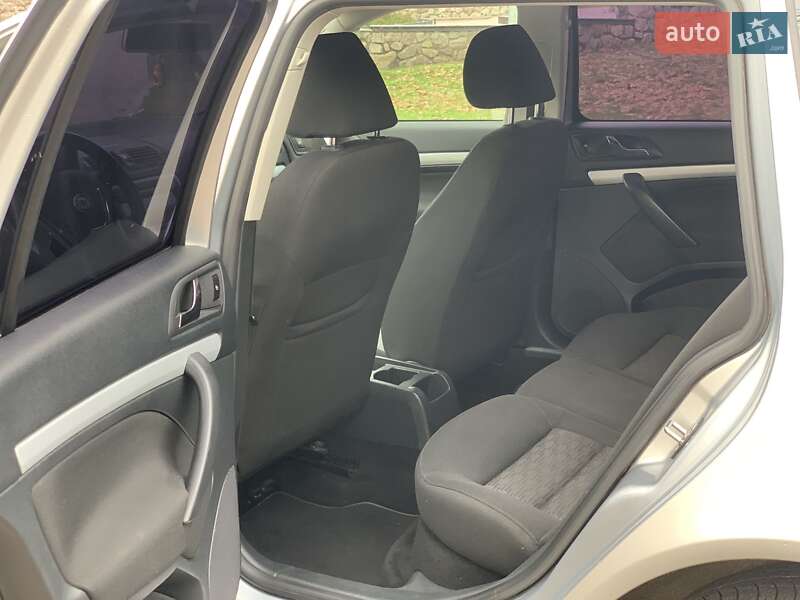 Универсал Skoda Octavia 2011 в Кропивницком фото 8 Универсал Skoda Octavia 2011 в Кропивницком