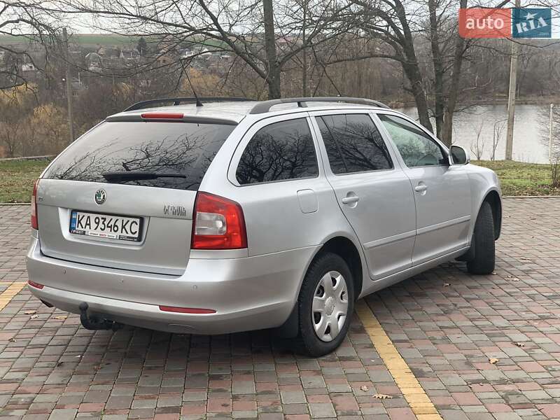 Универсал Skoda Octavia 2011 в Кропивницком фото 3 Универсал Skoda Octavia 2011 в Кропивницком