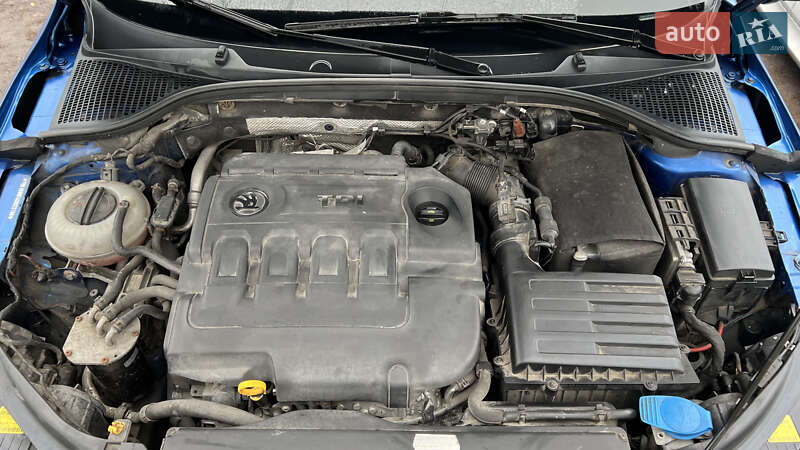 Универсал Skoda Octavia 2015 в Житомире