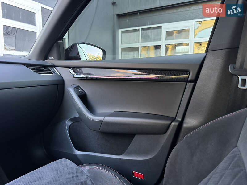 Универсал Skoda Octavia 2019 в Мукачево