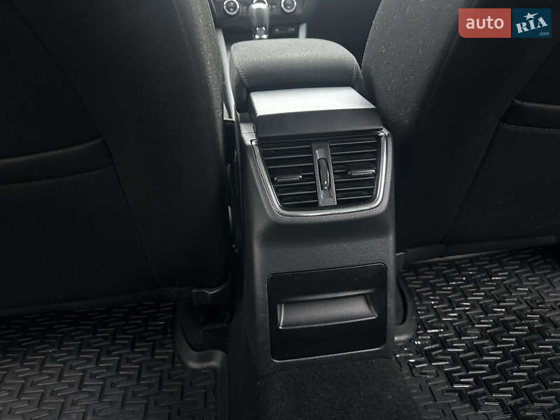 Лифтбек Skoda Octavia 2016 в Хмельницком