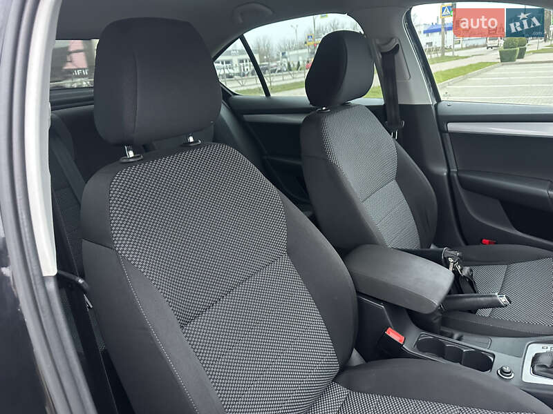 Лифтбек Skoda Octavia 2016 в Хмельницком