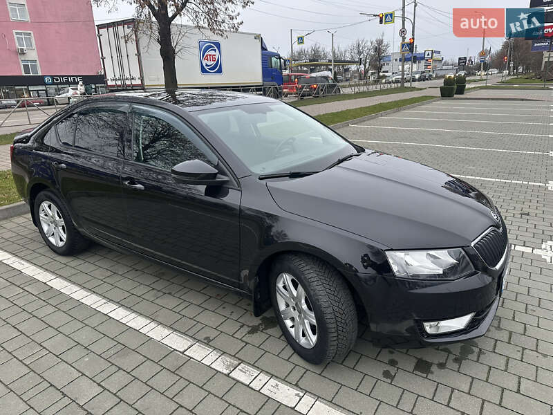 Лифтбек Skoda Octavia 2016 в Хмельницком
