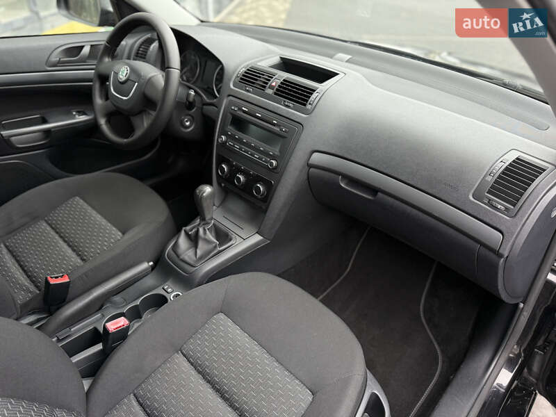 Универсал Skoda Octavia 2010 в Полтаве