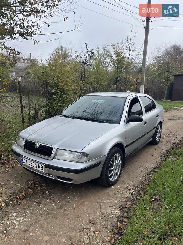 Лифтбек Skoda Octavia 1999 в Болграде