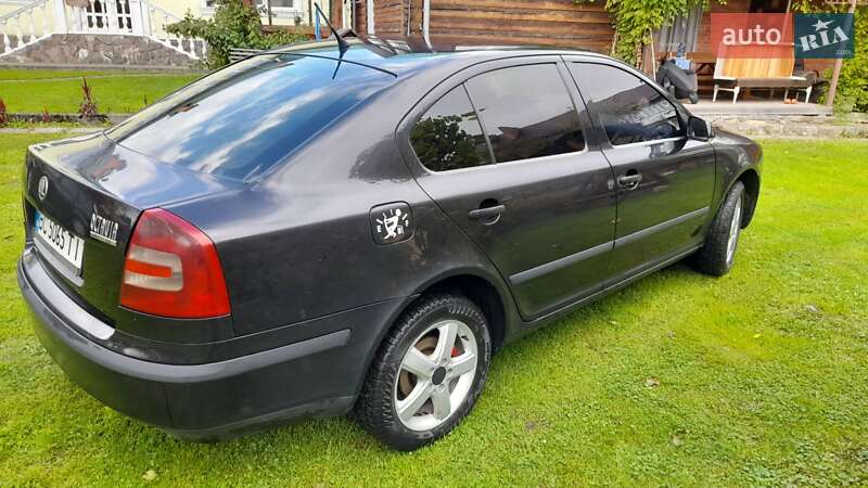 Лифтбек Skoda Octavia 2007 в Сколе