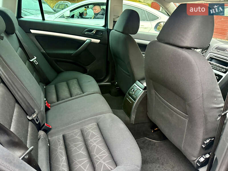Универсал Skoda Octavia 2011 в Ровно фото 19 Универсал Skoda Octavia 2011 в Ровно