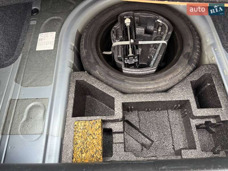 Лифтбек Skoda Octavia 2004 в Кропивницком