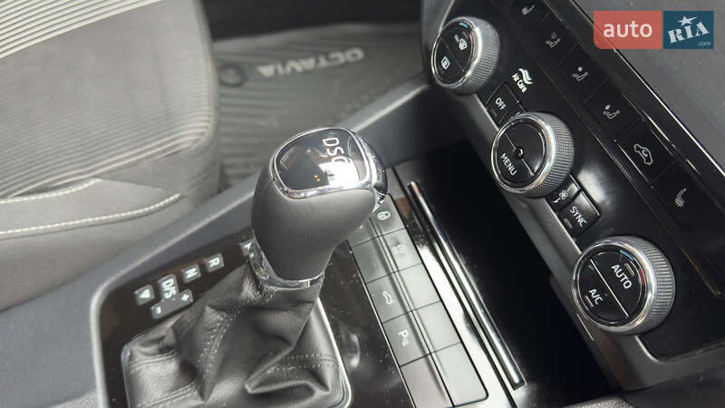 Универсал Skoda Octavia 2018 в Сваляве