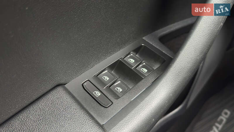 Универсал Skoda Octavia 2018 в Сваляве