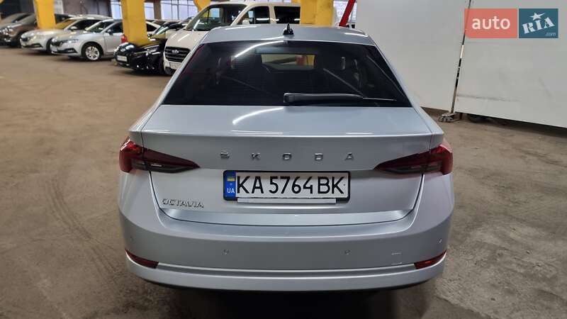 Лифтбек Skoda Octavia 2020 в Киеве