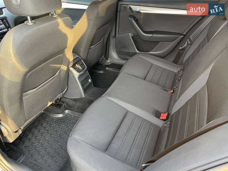 Универсал Skoda Octavia 2017 в Луцке