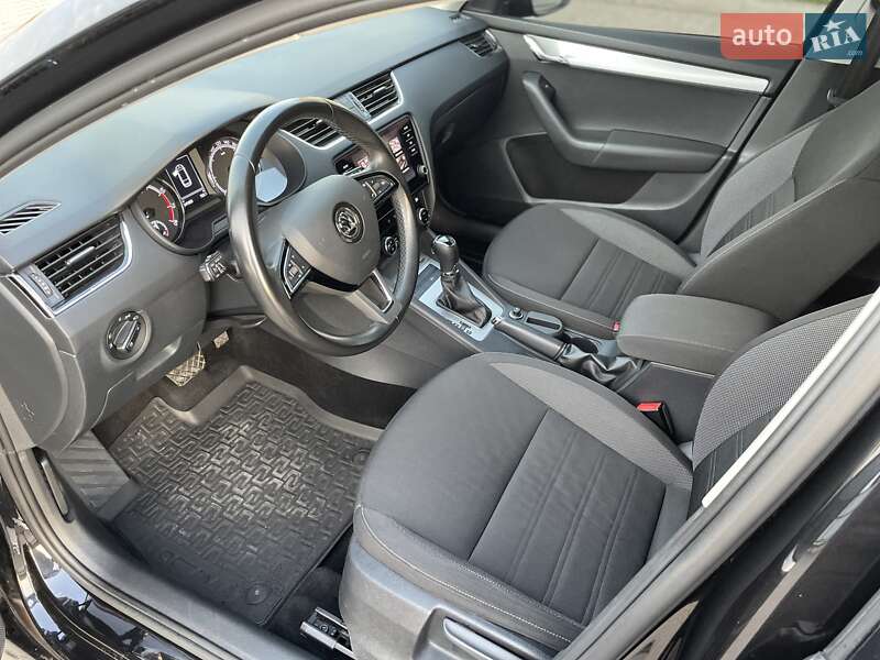 Универсал Skoda Octavia 2017 в Луцке