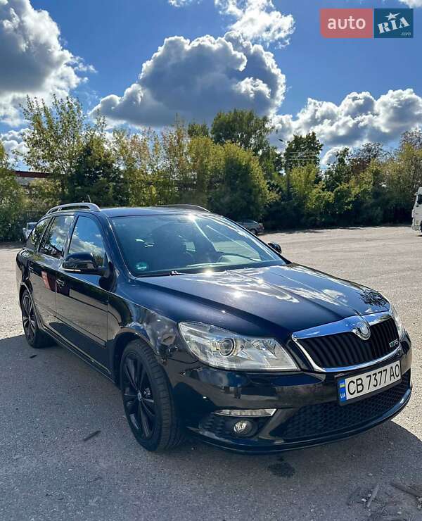 Универсал Skoda Octavia 2012 в Чернигове фото Универсал Skoda Octavia 2012 в Чернигове