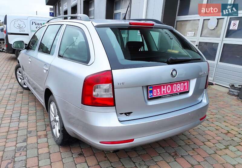 Универсал Skoda Octavia 2010 в Сарнах