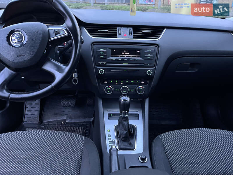 Лифтбек Skoda Octavia 2013 в Харькове