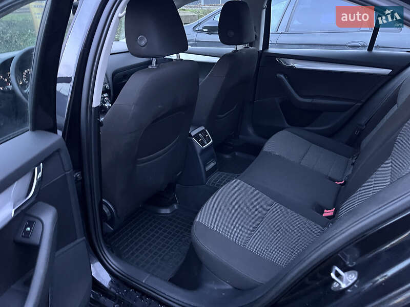 Лифтбек Skoda Octavia 2013 в Харькове