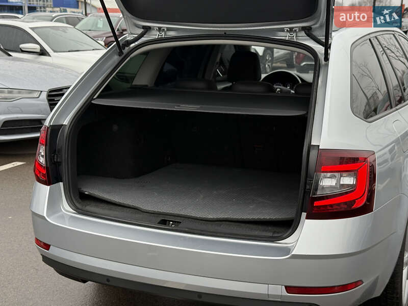 Универсал Skoda Octavia 2019 в Киеве