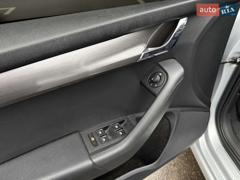 Универсал Skoda Octavia 2019 в Киеве