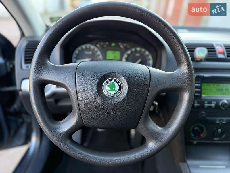 Универсал Skoda Octavia 2006 в Умани