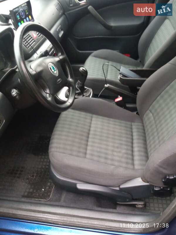 Універсал Skoda Octavia 2006 в Ковелі