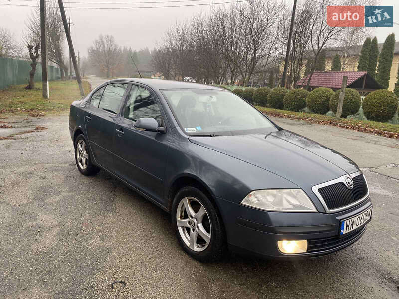 Лифтбек Skoda Octavia 2008 в Киеве