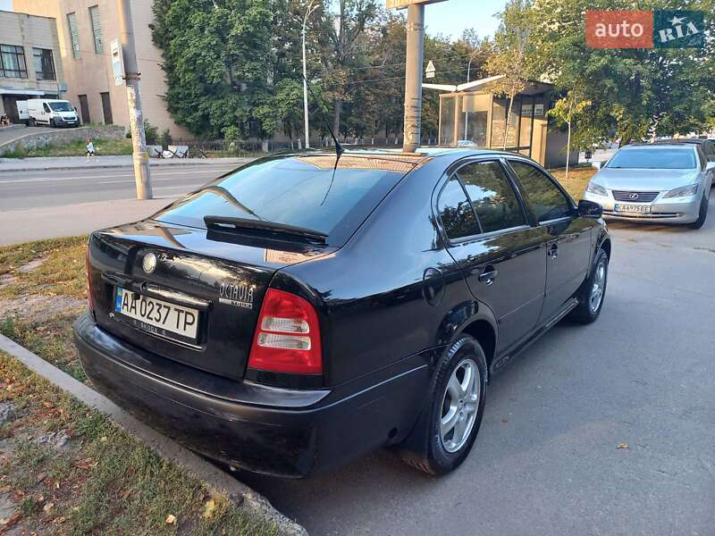 Ліфтбек Skoda Octavia 2008 в Києві