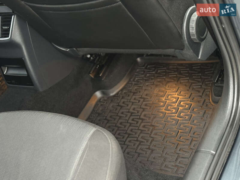 Универсал Skoda Octavia 2017 в Дрогобыче фото 70 Универсал Skoda Octavia 2017 в Дрогобыче