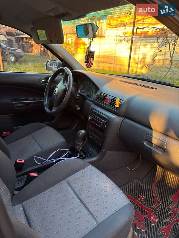 Лифтбек Skoda Octavia 2004 в Виноградове