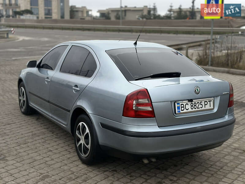 Лифтбек Skoda Octavia 2006 в Львове