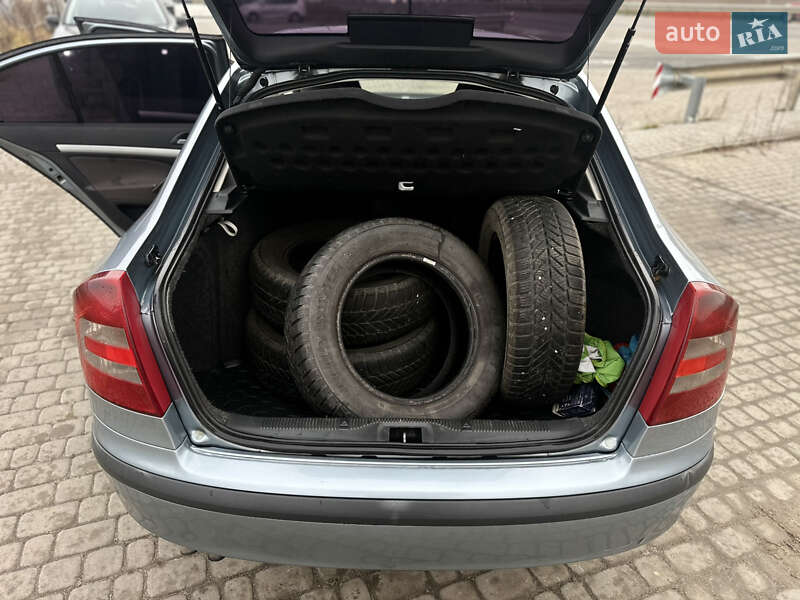 Лифтбек Skoda Octavia 2006 в Львове