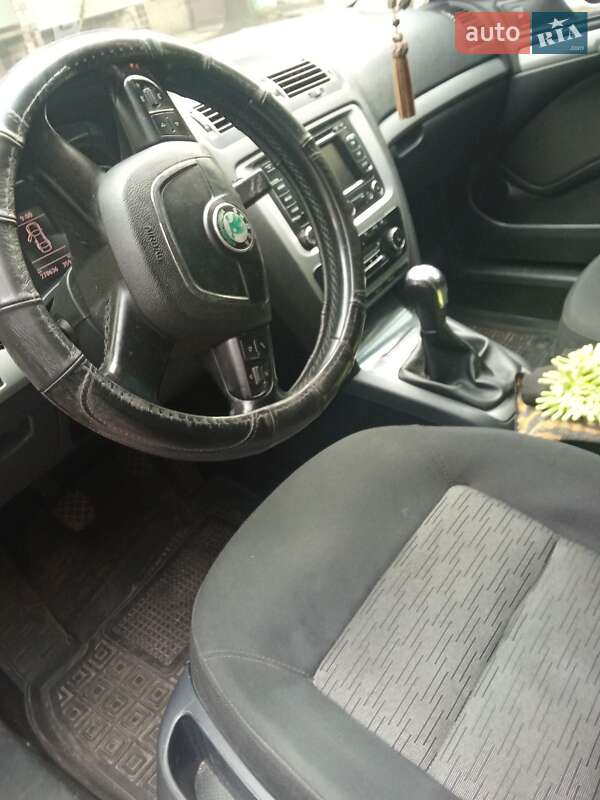 Универсал Skoda Octavia 2013 в Чернигове